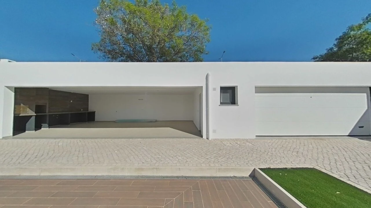 Moradia T5 para Venda em Nossa Sra de Fatima Foto 47