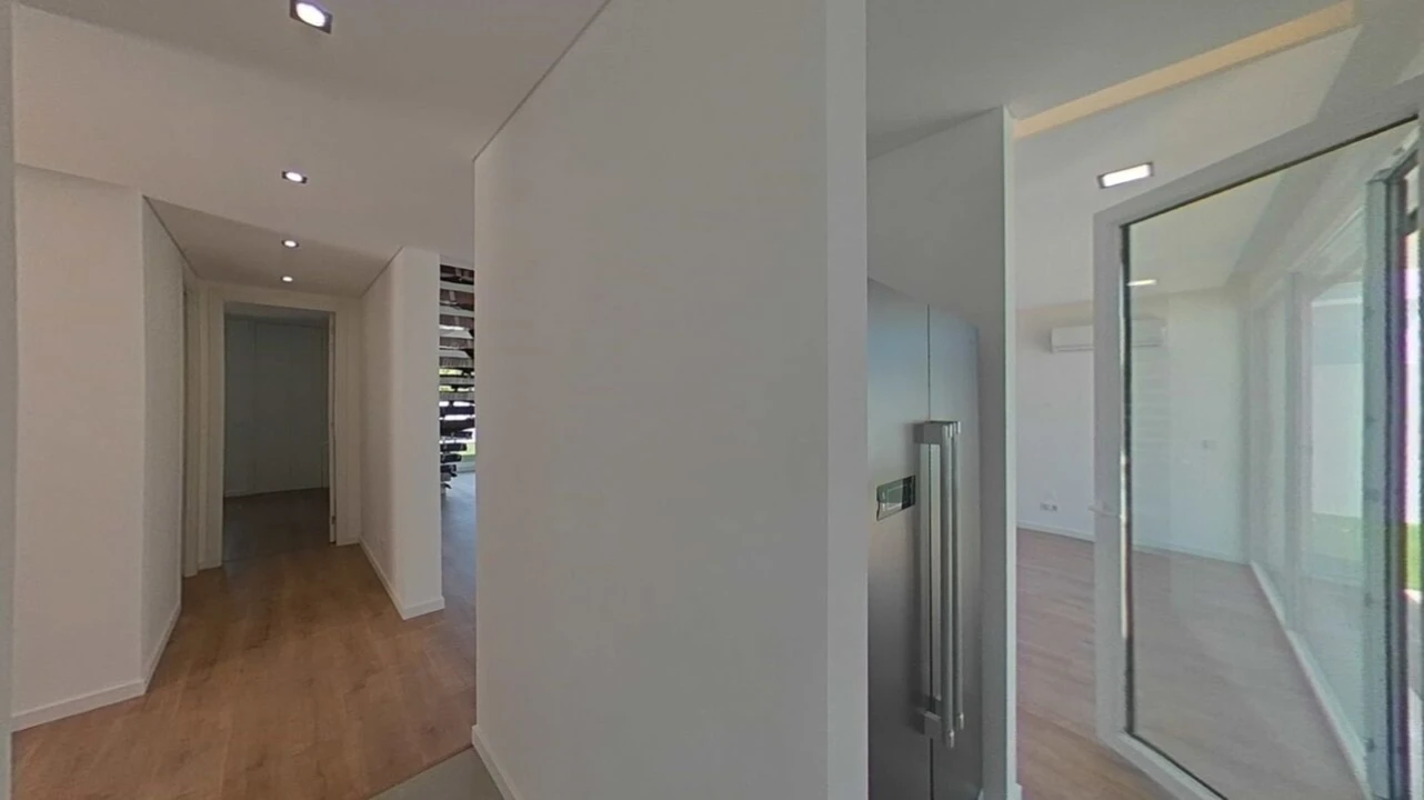 Moradia T5 para Venda em Nossa Sra de Fatima Foto 25