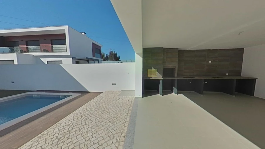 Moradia T5 para Venda em Nossa Sra de Fatima Foto 51