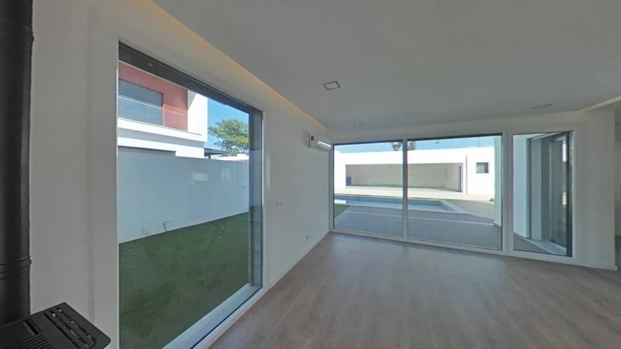 Moradia T5 para Venda em Nossa Sra de Fatima Foto 72