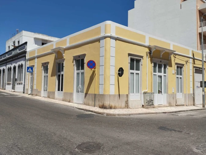 Moradia T5 para Venda em Olhão Foto 1