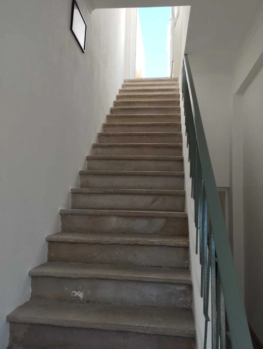 Moradia T5 para Venda em Olhão Foto 9