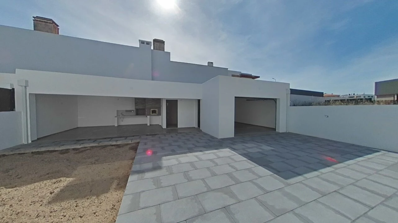 Moradia T4 para Venda em Nossa Sra de Fatima Foto 13