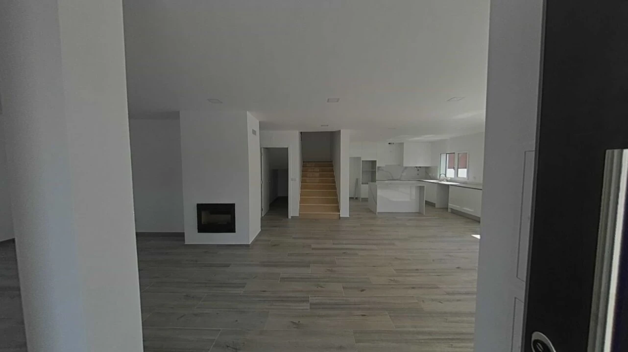 Moradia T4 para Venda em Nossa Sra de Fatima Foto 18