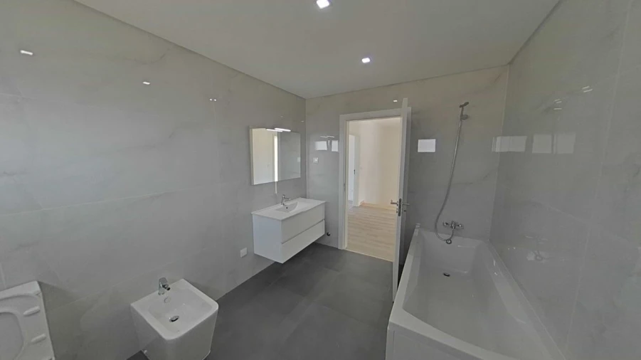 Moradia T4 para Venda em Nossa Sra de Fatima Foto 39