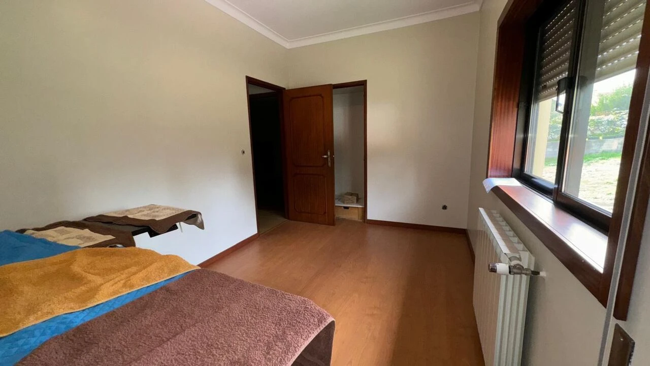 Moradia T5 para Venda em São Pedro da Torre Foto 11