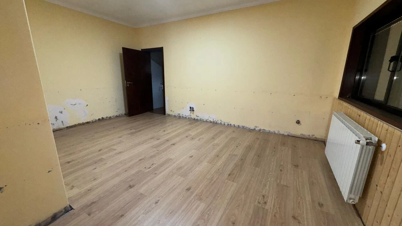 Moradia T5 para Venda em São Pedro da Torre Foto 19