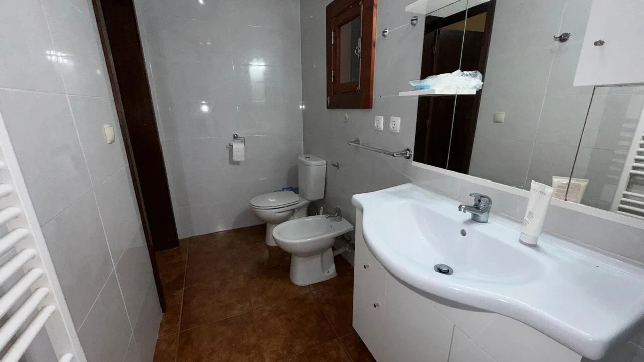 Moradia T5 para Venda em São Pedro da Torre Foto 20