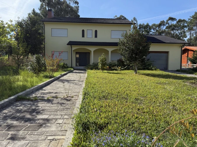 Moradia T5 para Venda em São Pedro da Torre Foto 5