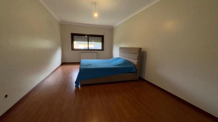 Moradia T5 para Venda em São Pedro da Torre Foto 14