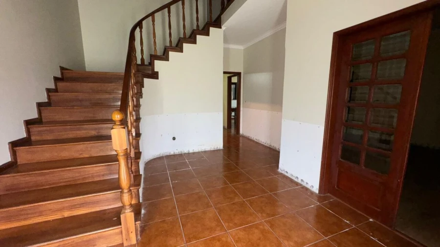 Moradia T5 para Venda em São Pedro da Torre Foto 18