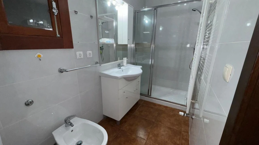 Moradia T5 para Venda em São Pedro da Torre Foto 21