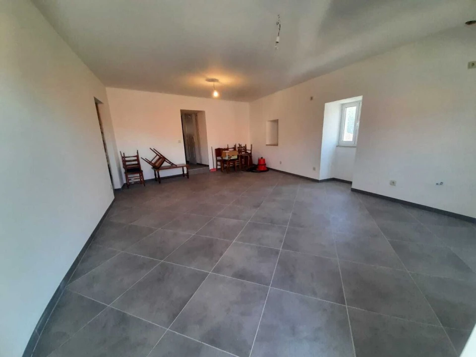 Moradia T2 para Venda em Penso Foto 5