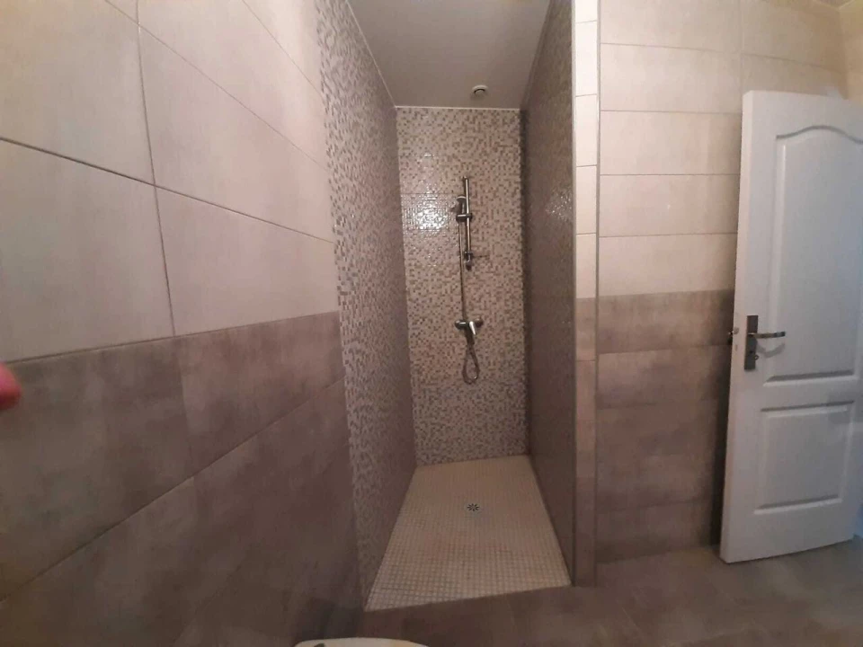 Moradia T2 para Venda em Penso Foto 12