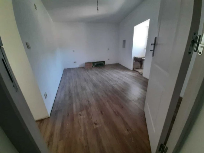 Moradia T2 para Venda em Penso Foto 10