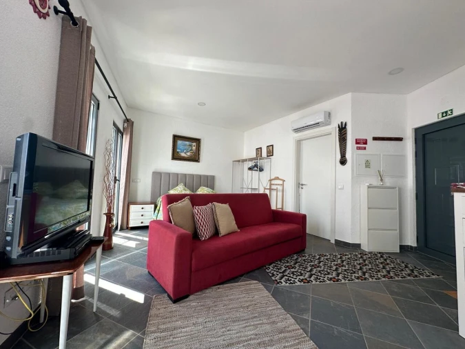 Moradia T1 para Venda em Albufeira e Olhos de Água Foto 1