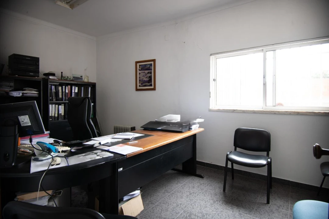 Armazém para Venda em Marinha Grande Foto 25