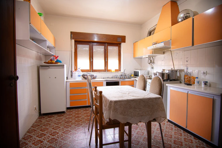 Armazém para Venda em Marinha Grande Foto 8