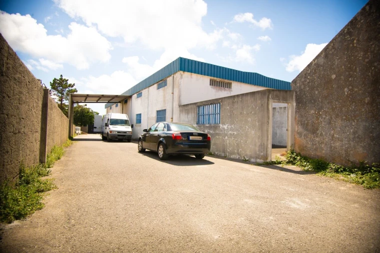 Armazém para Venda em Marinha Grande Foto 18