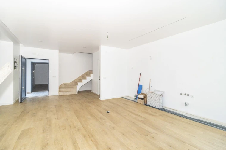 Moradia T3 para Venda em Nossa Senhora da Piedade Foto 3