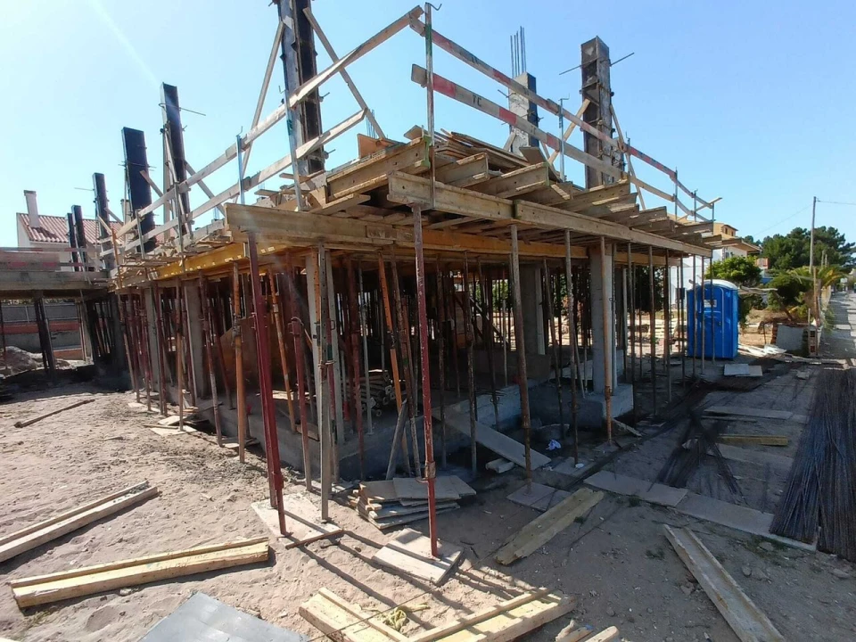 Moradia T4 para Venda em Fernao Ferro Foto 16