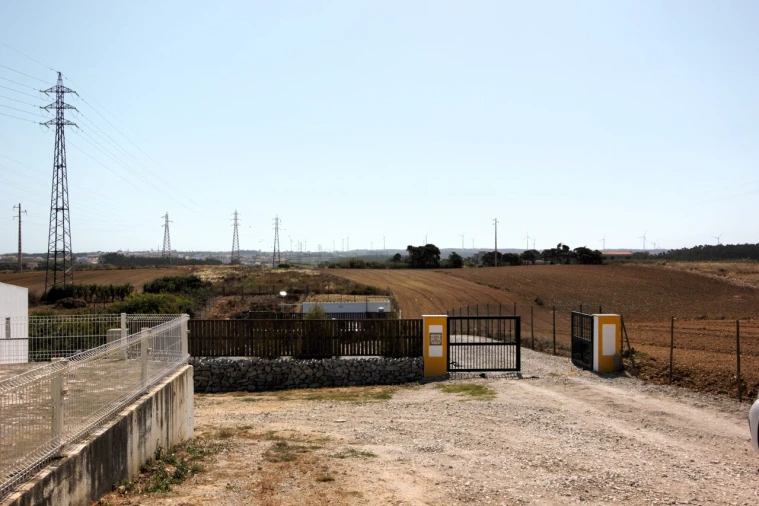 Moradia T1 para Venda em Atouguia da Baleia Foto 7