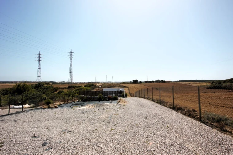 Moradia T1 para Venda em Atouguia da Baleia Foto 8