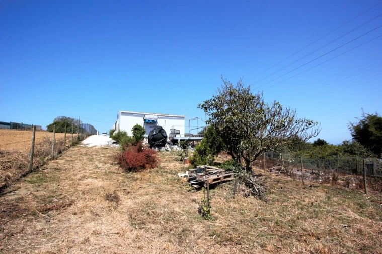 Moradia T1 para Venda em Atouguia da Baleia Foto 11