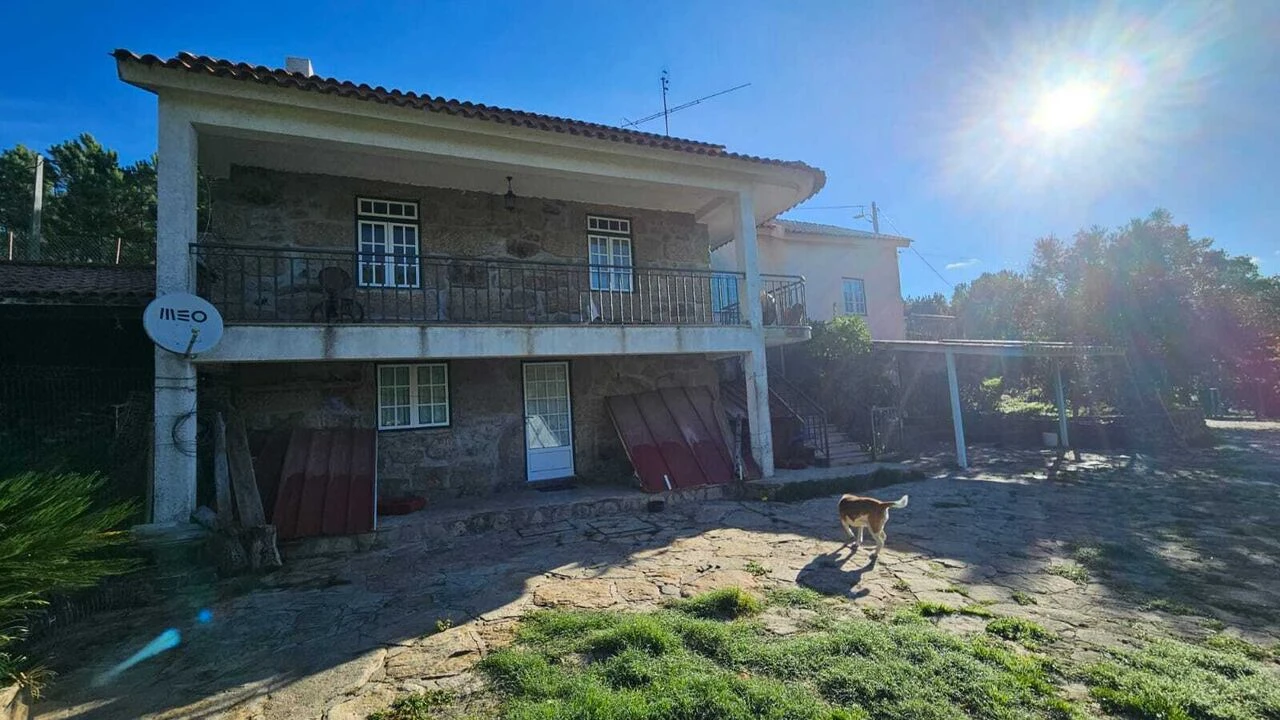 Moradia T3 para Venda em Vela Foto 1