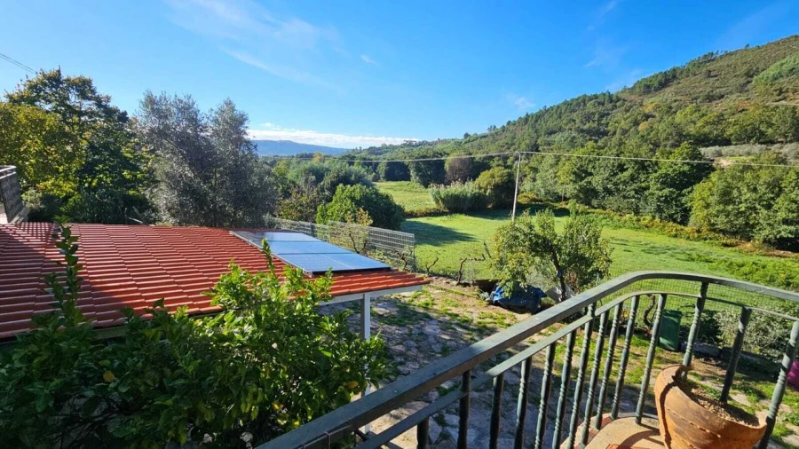 Moradia T3 para Venda em Vela Foto 24