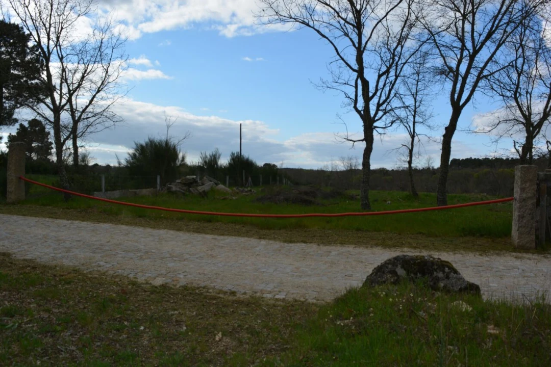 Terreno para Venda em Vila Garcia Foto 8