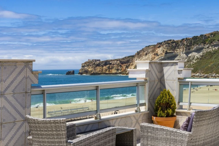 Apartamento T2 para Venda em Nazare Foto 8