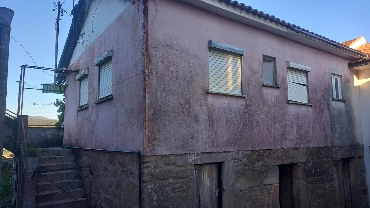 Moradia T3 para Venda em Bela Foto 2