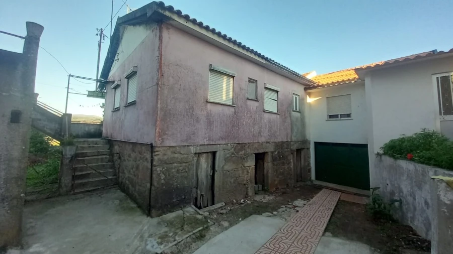 Moradia T3 para Venda em Bela