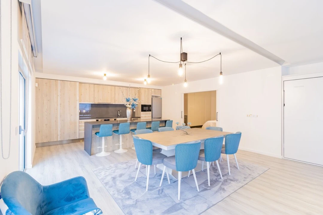 Moradia T5 para Venda em Nazare Foto 8