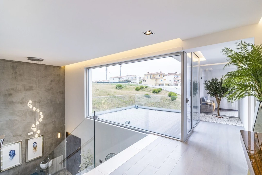 Moradia T5 para Venda em Nazare Foto 52