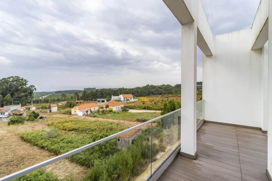 Moradia T5 para Venda em Nazare Foto 56