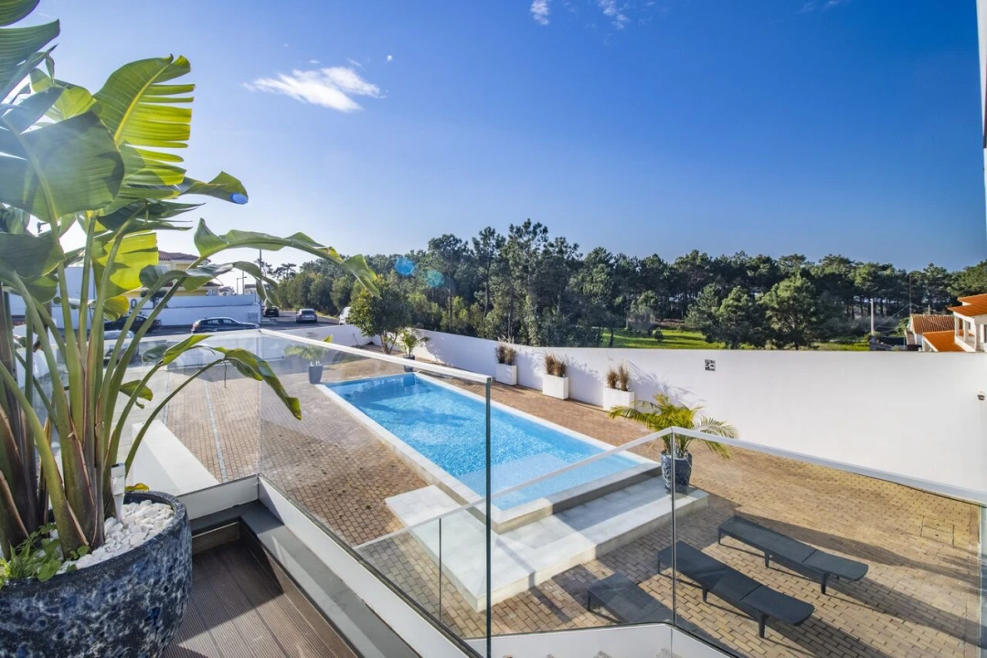 Moradia T5 para Venda em Nazare Foto 5