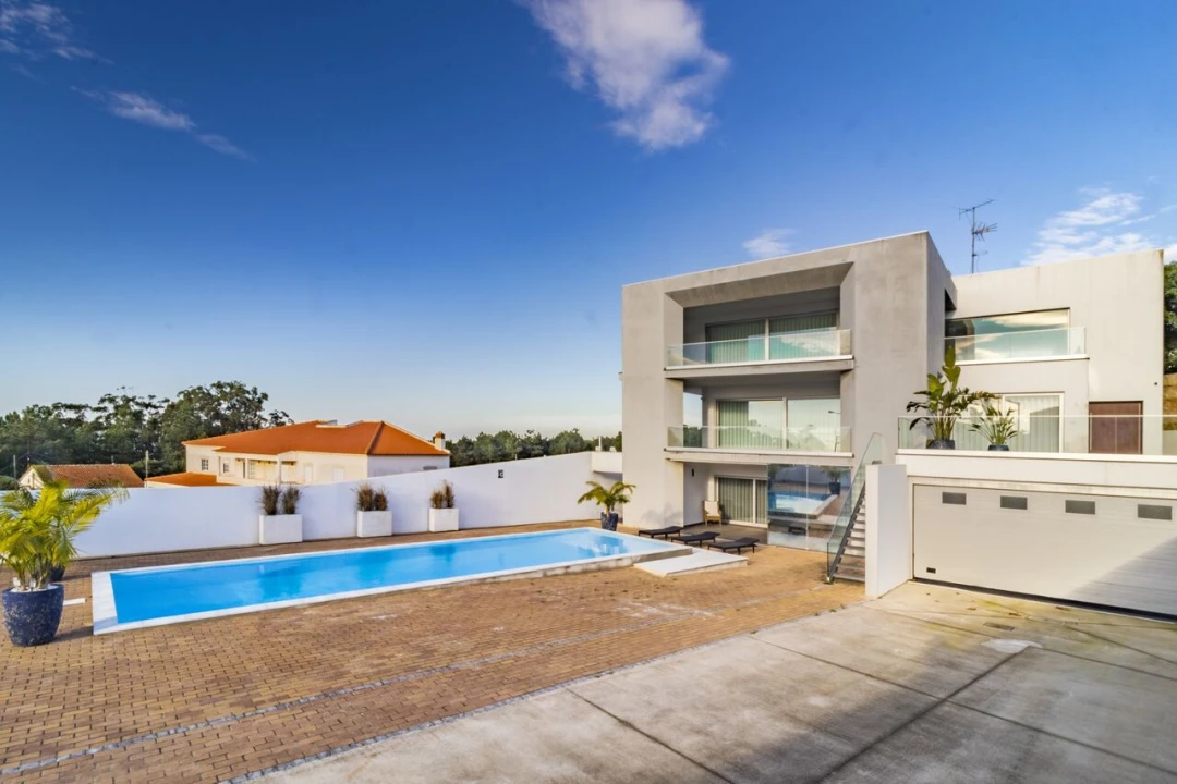 Moradia T5 para Venda em Nazare Foto 3