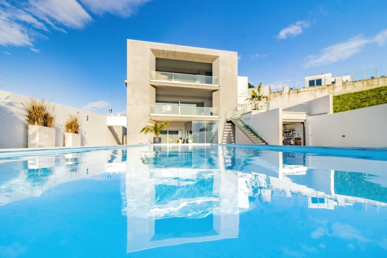 Moradia T5 para Venda em Nazare