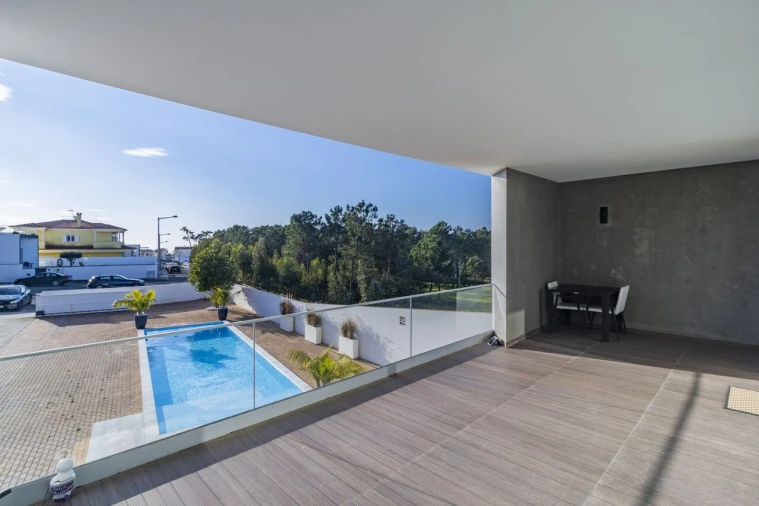 Moradia T5 para Venda em Nazare Foto 62