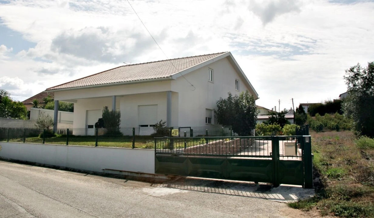 Moradia T3 para Venda em Soure Foto 2