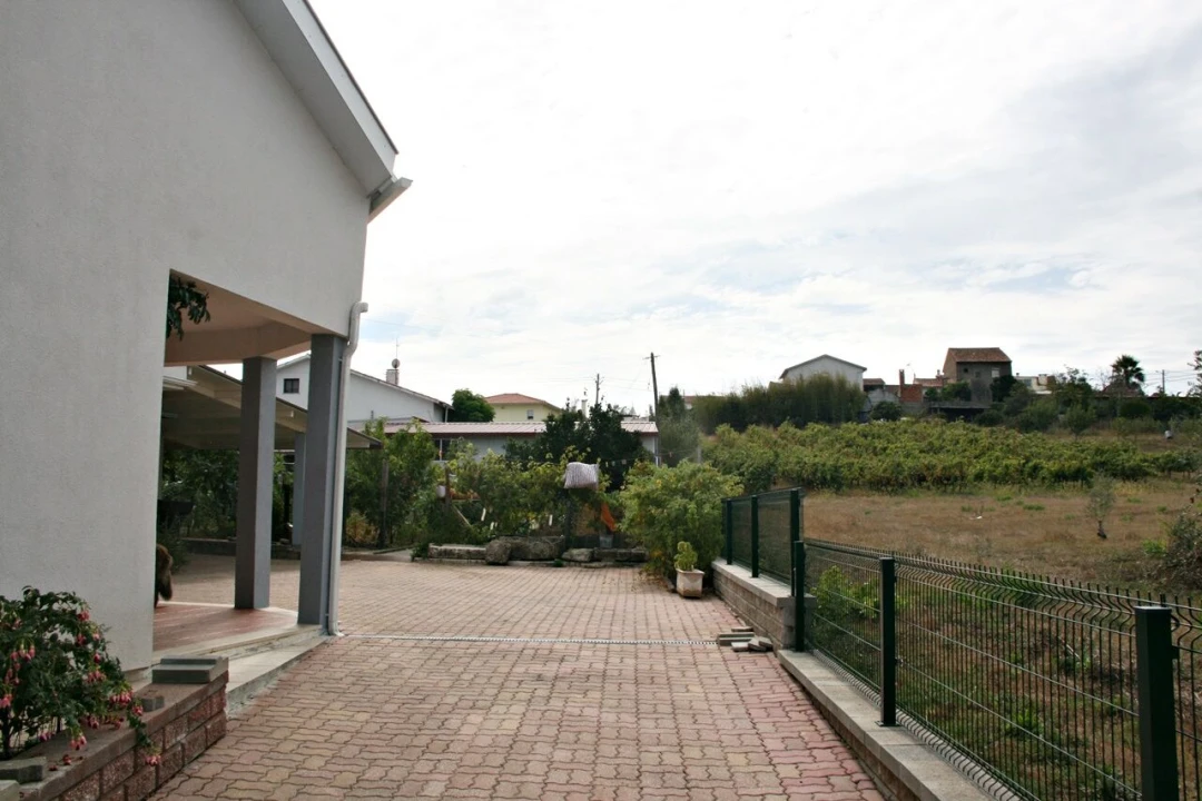Moradia T3 para Venda em Soure Foto 4