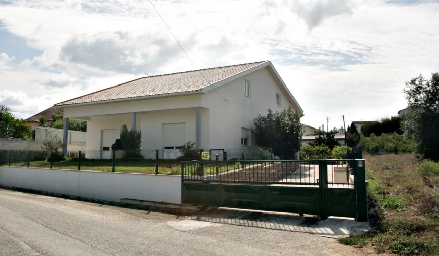 Moradia T3 para Venda em Soure Foto 2