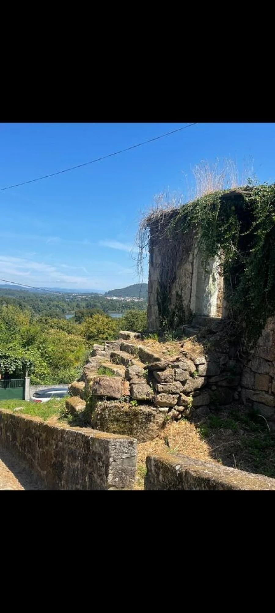 Moradia T2 para Venda em Gondarem Foto 1