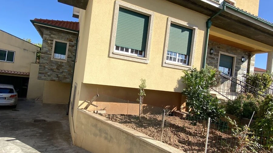 Moradia T5 para Venda em Macedo de Cavaleiros