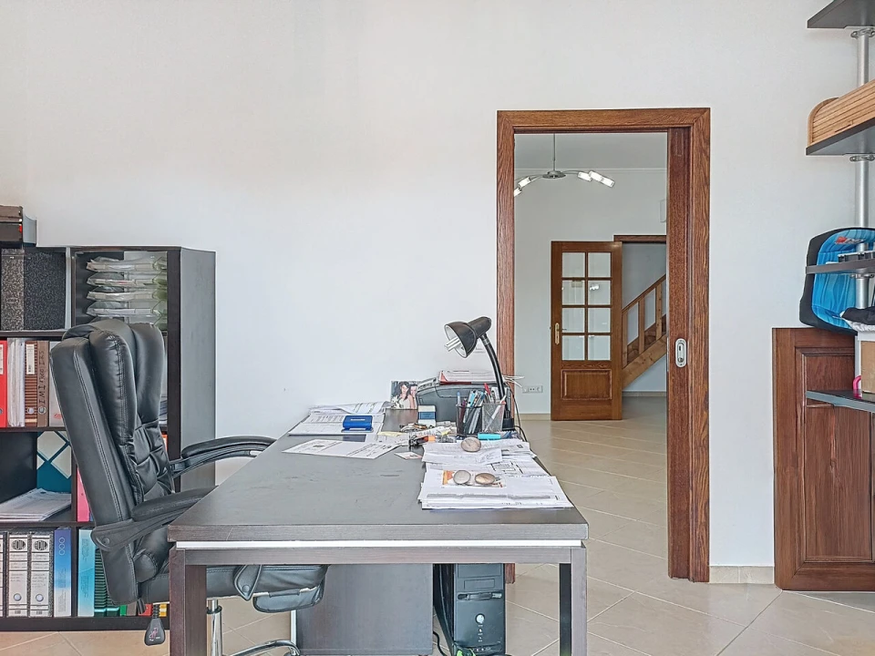 Moradia T4 para Venda em Almoster Foto 19