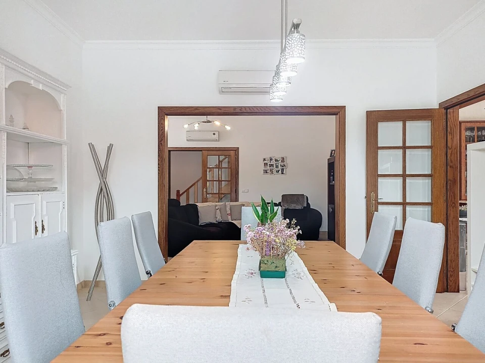 Moradia T4 para Venda em Almoster Foto 16