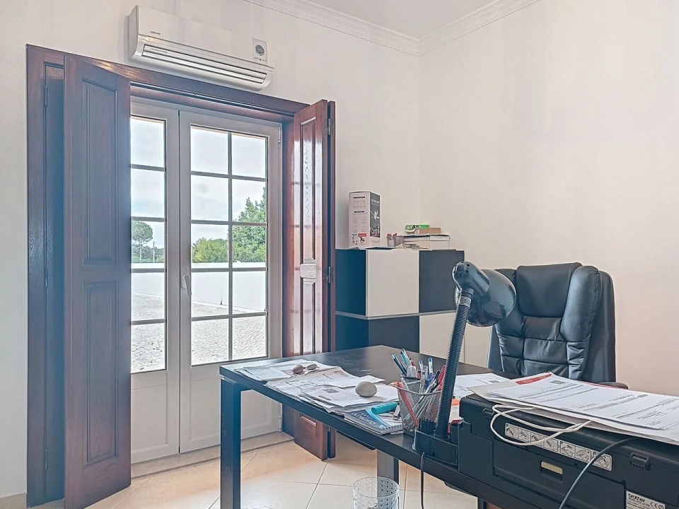 Moradia T4 para Venda em Almoster Foto 17