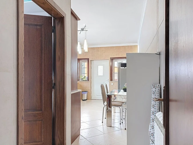 Moradia T4 para Venda em Almoster Foto 22